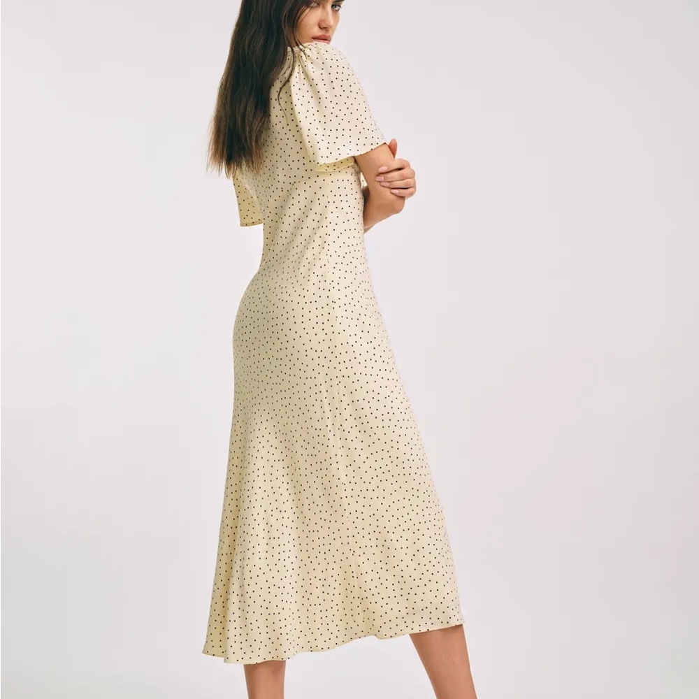 Reformation Tyra Polka Dot Short Sleeve Midi Dress size 8 - Picture 3 of 4